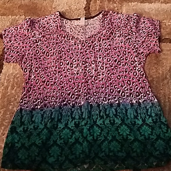 Scrub Top - Picture 1 of 2